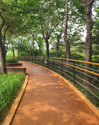 용마폭포공원