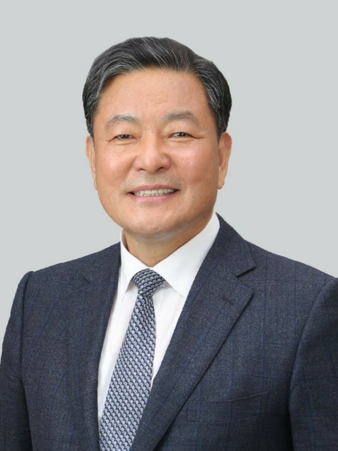  황기철 보훈처장 프로필