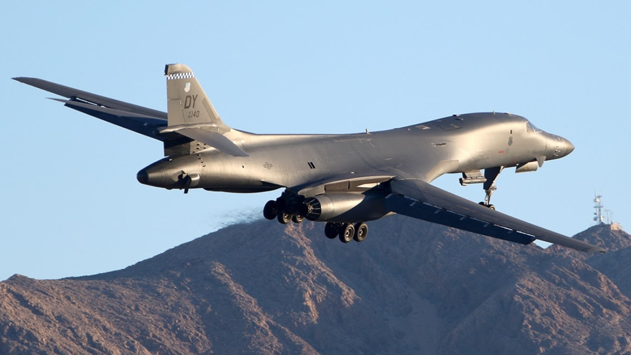 b-1b 폭격기 가격 랜서 Rockwell B1B Lancer