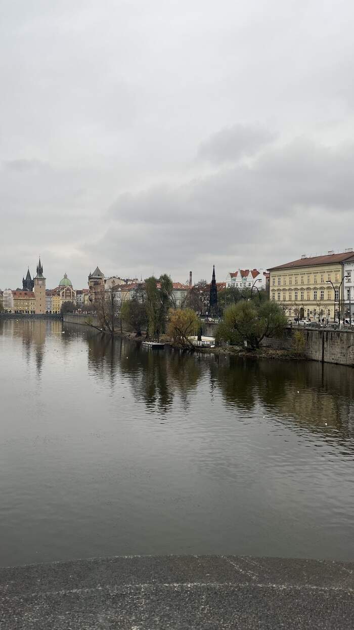 prague-view-2