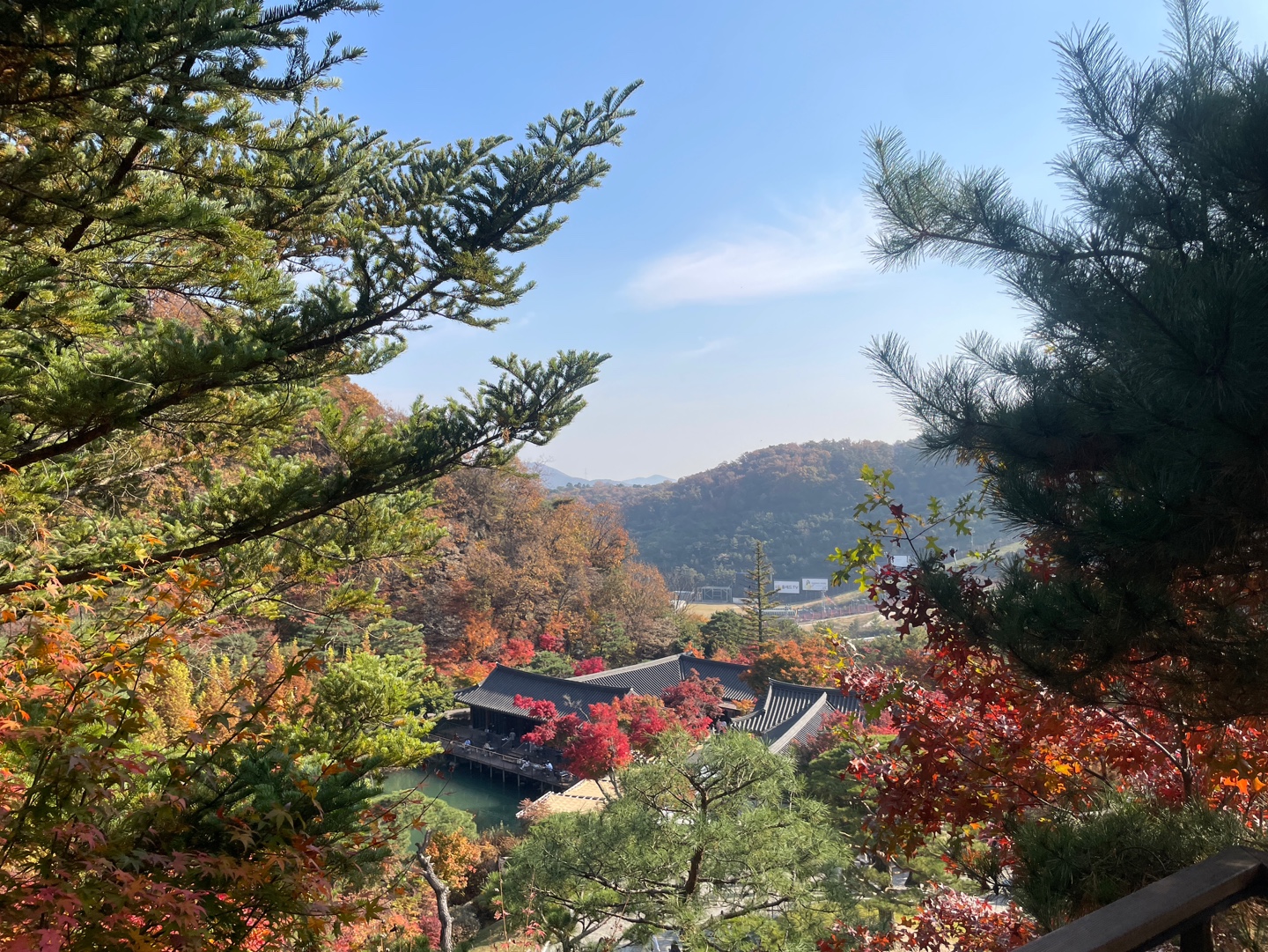 화담숲-이름없는-주막-전경