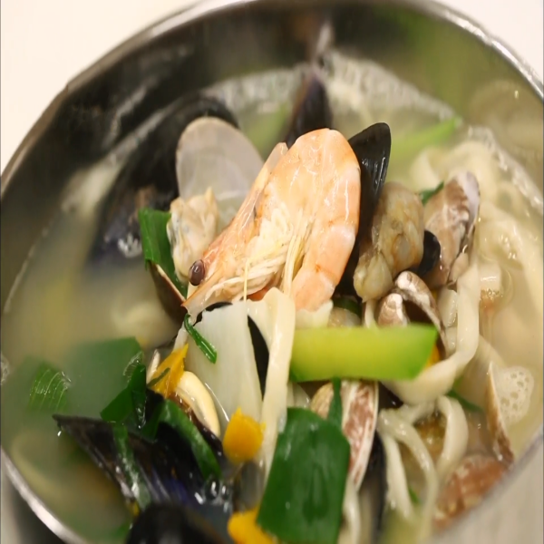  잠실 잠실새내역 맛집 윤재갑 양심칼국수 해물칼국수 생생정보