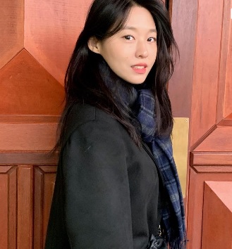 김설현