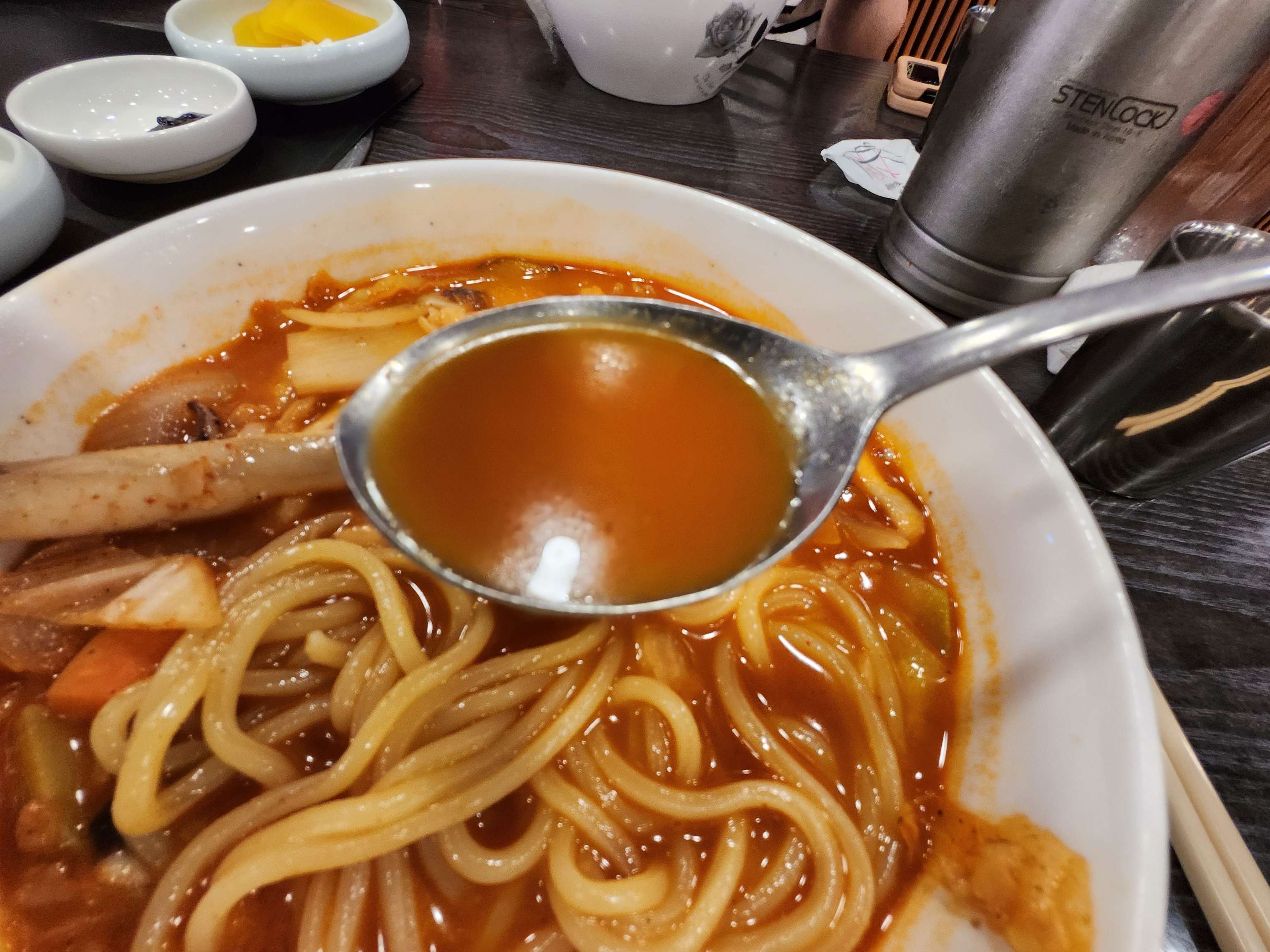 삼선짬뽕입니다