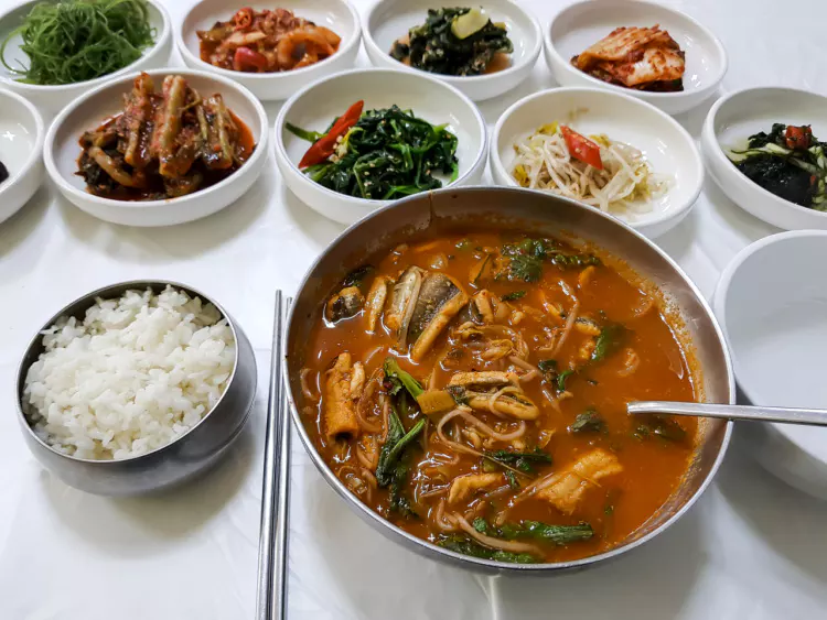 생생정보-전남-여수-택시맛객-통장어탕-장어양념구이-조개탕-맛집