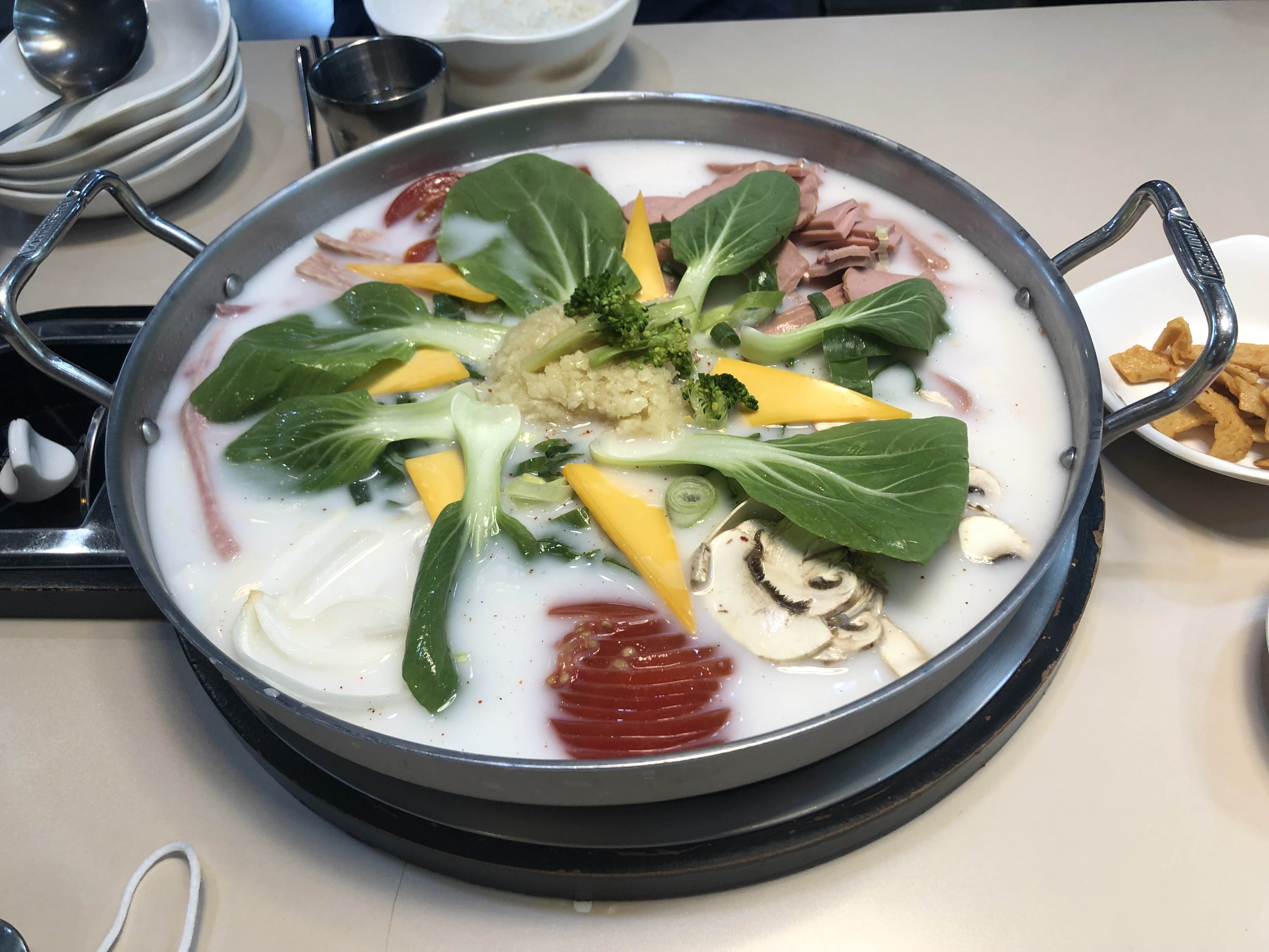  [우유토마토부대찌개] 아니 이런 부대찌개가 있는걸 모르고 살아왔다니.. 153포인트부대찌개에서 부대찌개를