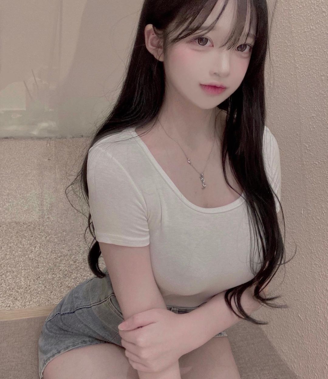  베이비 페이스 반전 몸매 인스타녀 사진