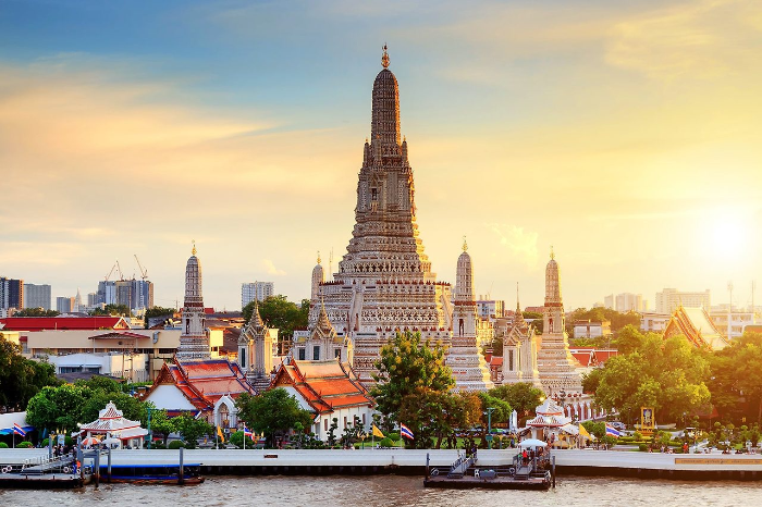 왓 아룬 (새벽 사원) Wat Arun (Temple of Dawn)