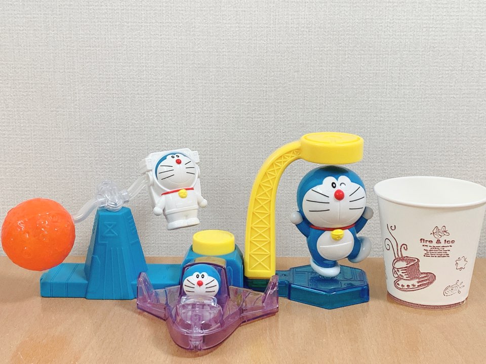 도라에몽 장난감들 크기비교 사진