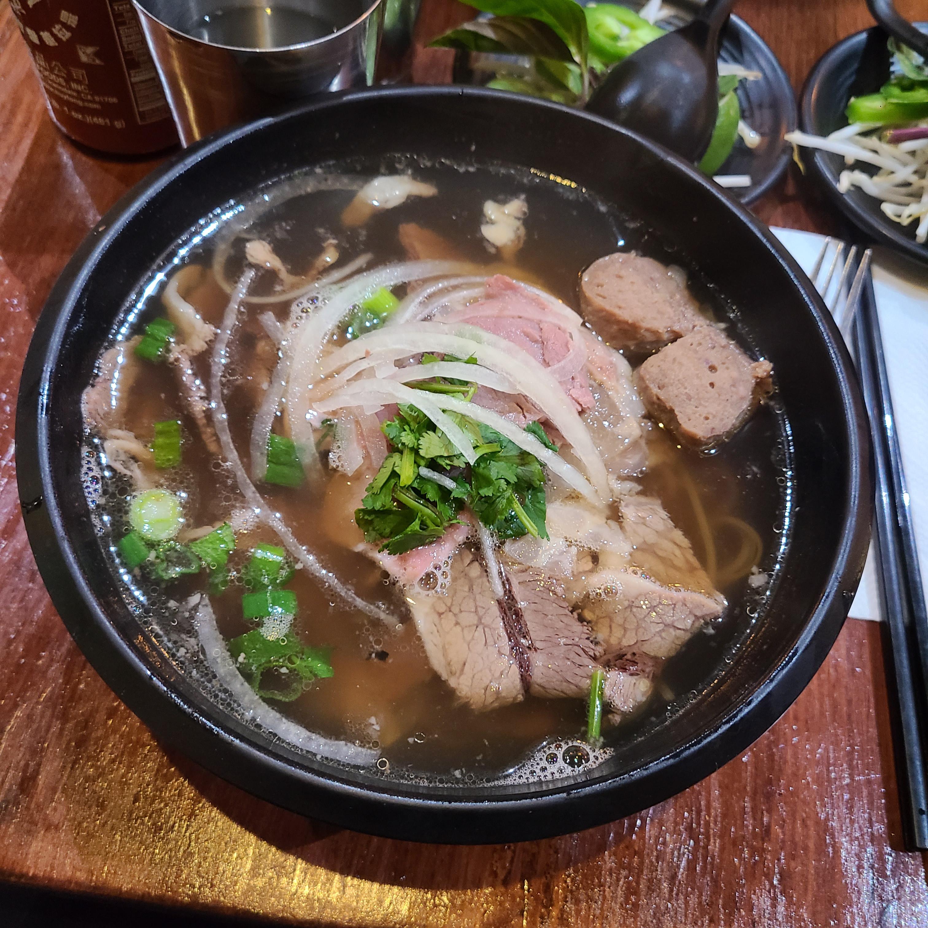 10번&#44; 콤비네이션 쌀국수(Combination Noodle Soup)