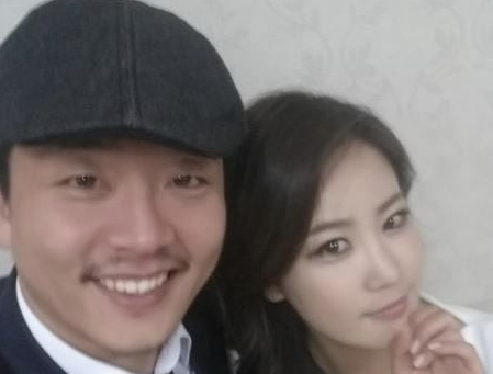  김준호 김지민 열애소식에서 결혼소식 솔솔