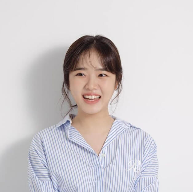  배우 김향기 프로필, 나이, 키, 고향, 학력, 소속사