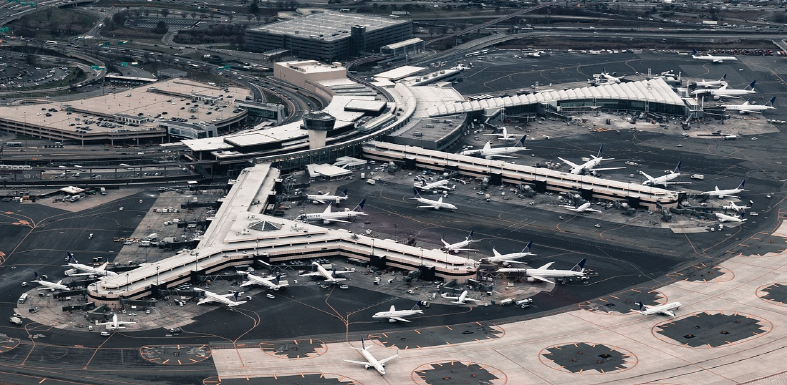 스마트 시티 이니셔티브&#44; 공항 현대화&#44; 전문 의료 센터