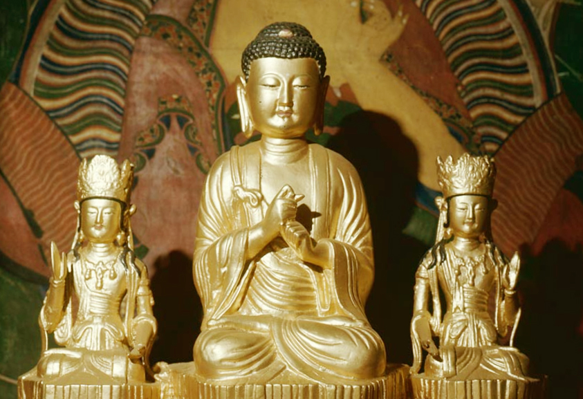 불교를 상징하는 석가모니 불상