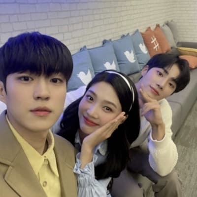 추영우 