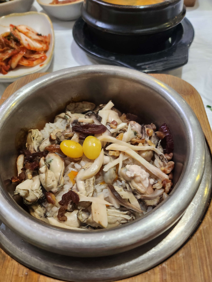 큰마을영양굴밥