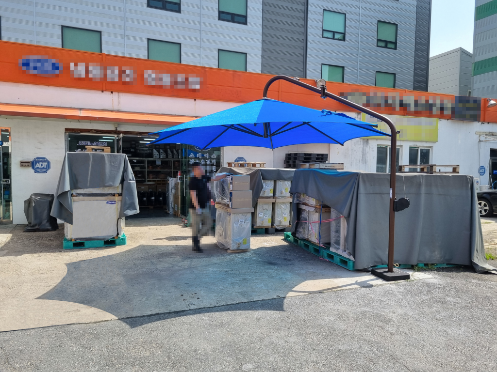 학교 모래장 야외파라솔, 회사앞마당 콘크리트바닥 야외파라솔, 전원주택 쉼터 야외파라솔 설치