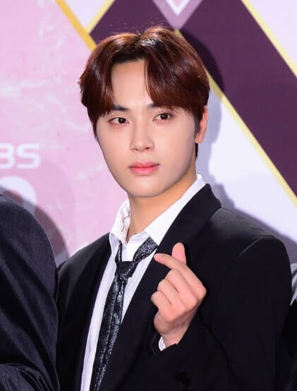 더보이즈 주학년&amp;#44; 일본 AV 배우와 사적인 만남 논란으로 팀 퇴출