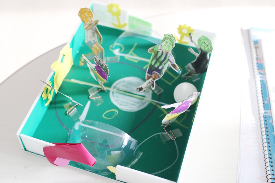 눈에 띄게 향상된 손끝과 창의력 유아 방문 미술 6개월째에 15