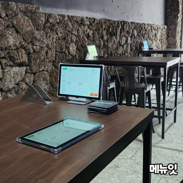 잇바이탭 일도점 피맥집 태블릿메뉴판 메뉴잇 설치 사례