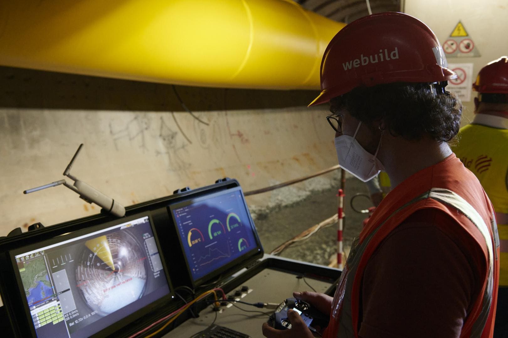  세계 최초 터널 작업자 안전성 확인 로봇시험 성공 VIDEO: Webuild robot promises to make tunnel exploration safer