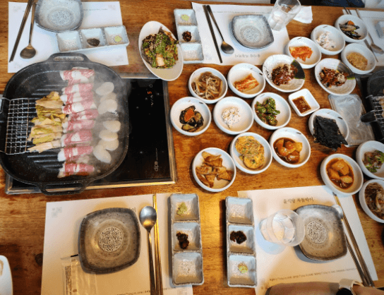 윤식당 차돌박이 음식사진
