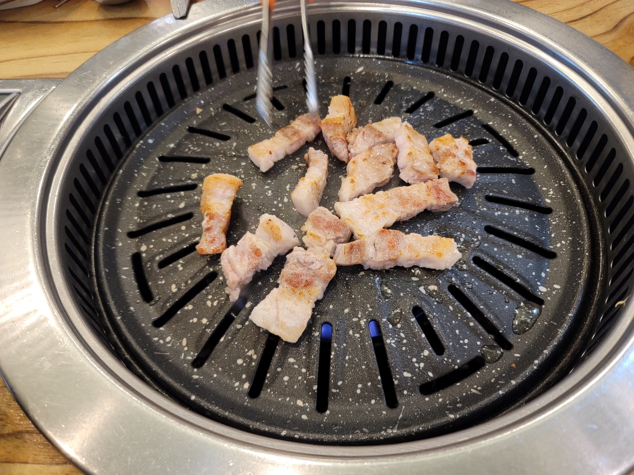 꽃돈삼겹살 이미지