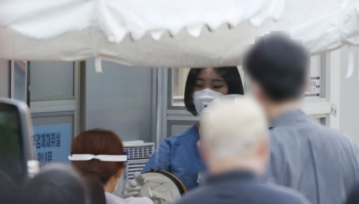  스타벅스 서울교대점 코로나19 확진자 발생 3명