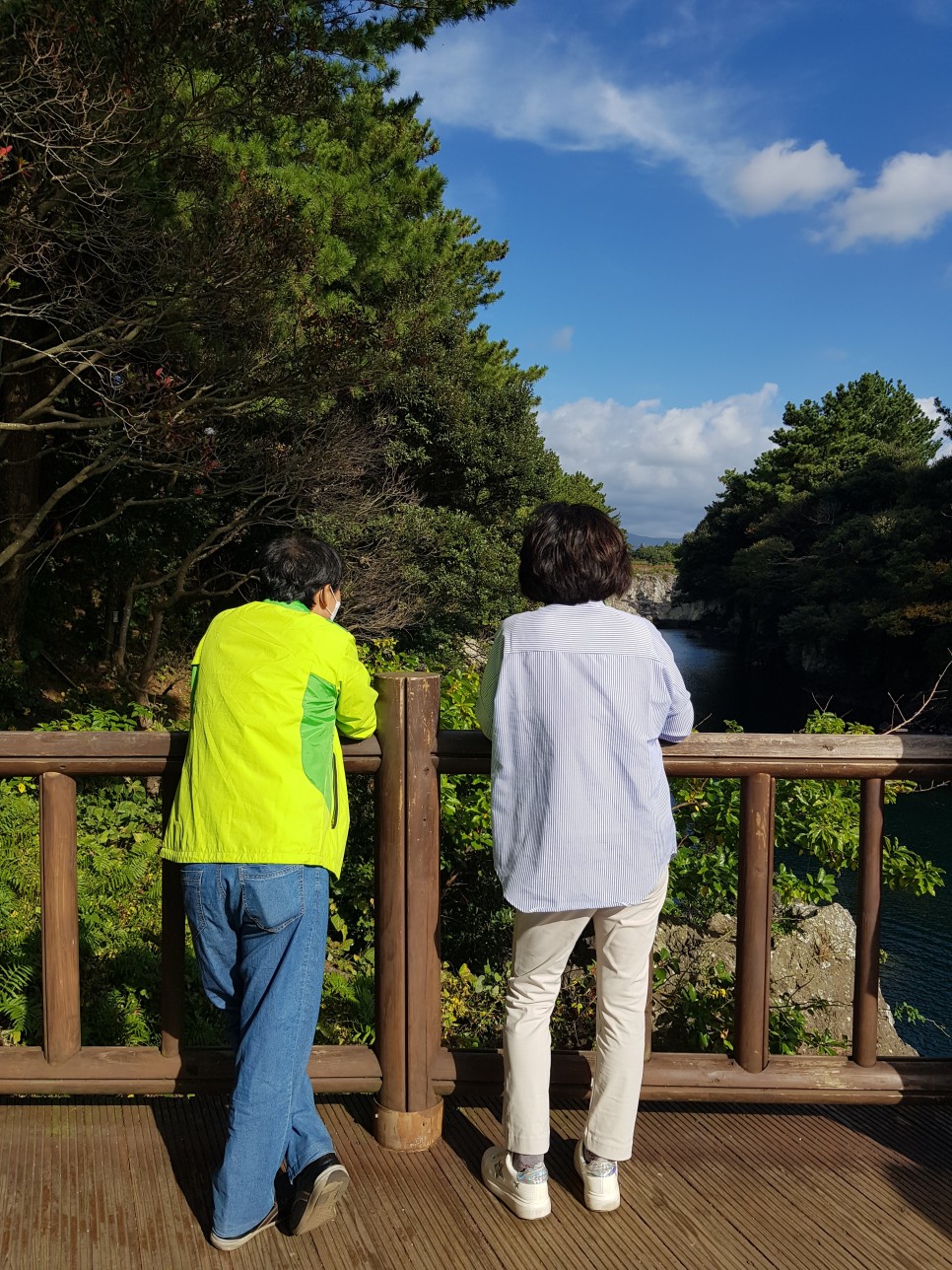 가족여행 저렴하게 대절 굿 제주도 승합차 투어 23