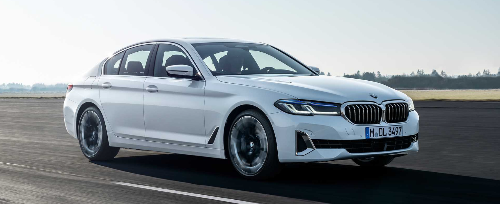  BMW 5시리즈 풀체인지 : 혁신으로 앞서가는 준대형 세단