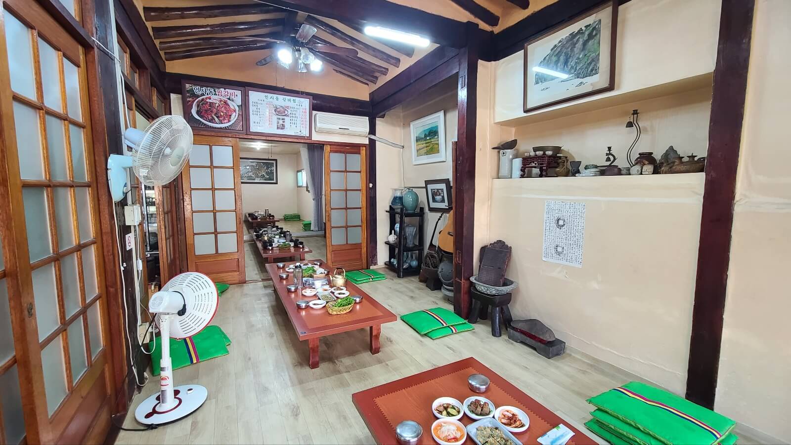 단체석1
