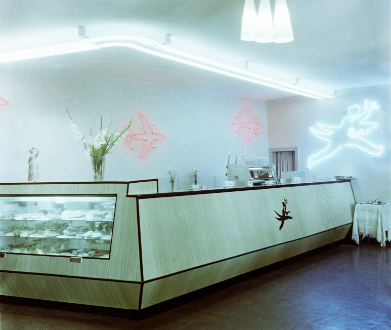  60's INTERIOR DESIGN - BUDAFEST