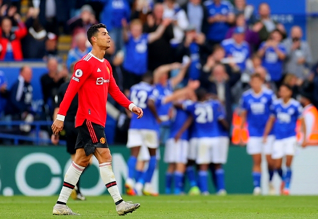 2-4로 패한 맨유 최악의 부진이 계속되는 솔샤르 경질이 대답하며 레스터에게 13