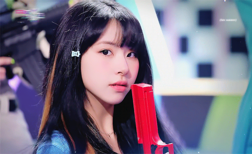 채영 チェヨン (트와이스 TWICE) gif 2