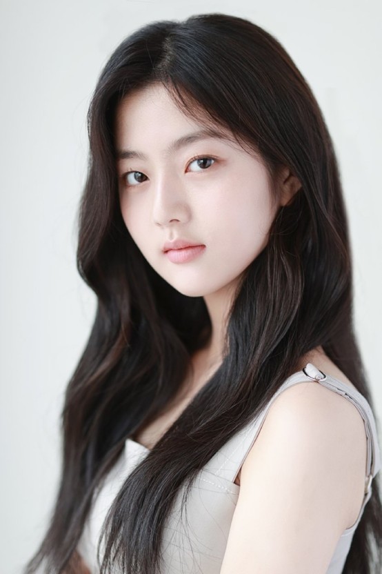  신은수 프로필 - 배우 - 드라마 - 영화 - 방송 - 광고 - 작품