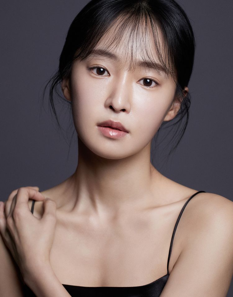  이봄 프로필 - 배우 - 드라마 - 영화 - 뮤직비디오 - 작품