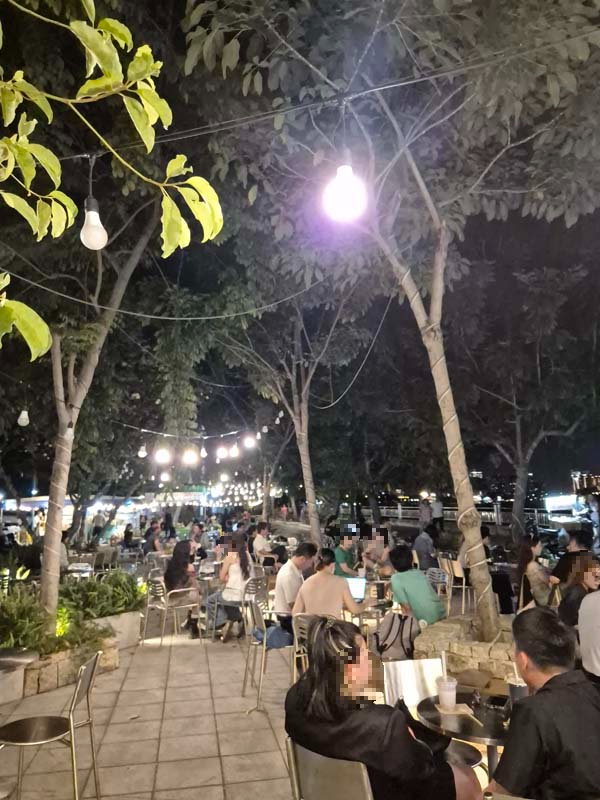 호치민 카페_카페_카티낫_KATINAT_빈안 강변점_랜드마크뷰맛집_야외공간3