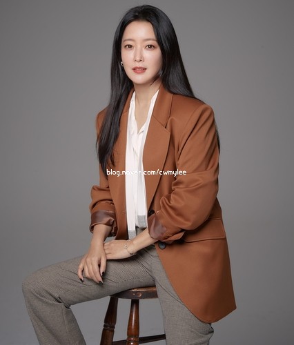 드라마 내일의 줄거리 배우 로운키 인스타 김희선 집의 위치 남편 박주영 나이 직업학력 프로필 혼혈 57