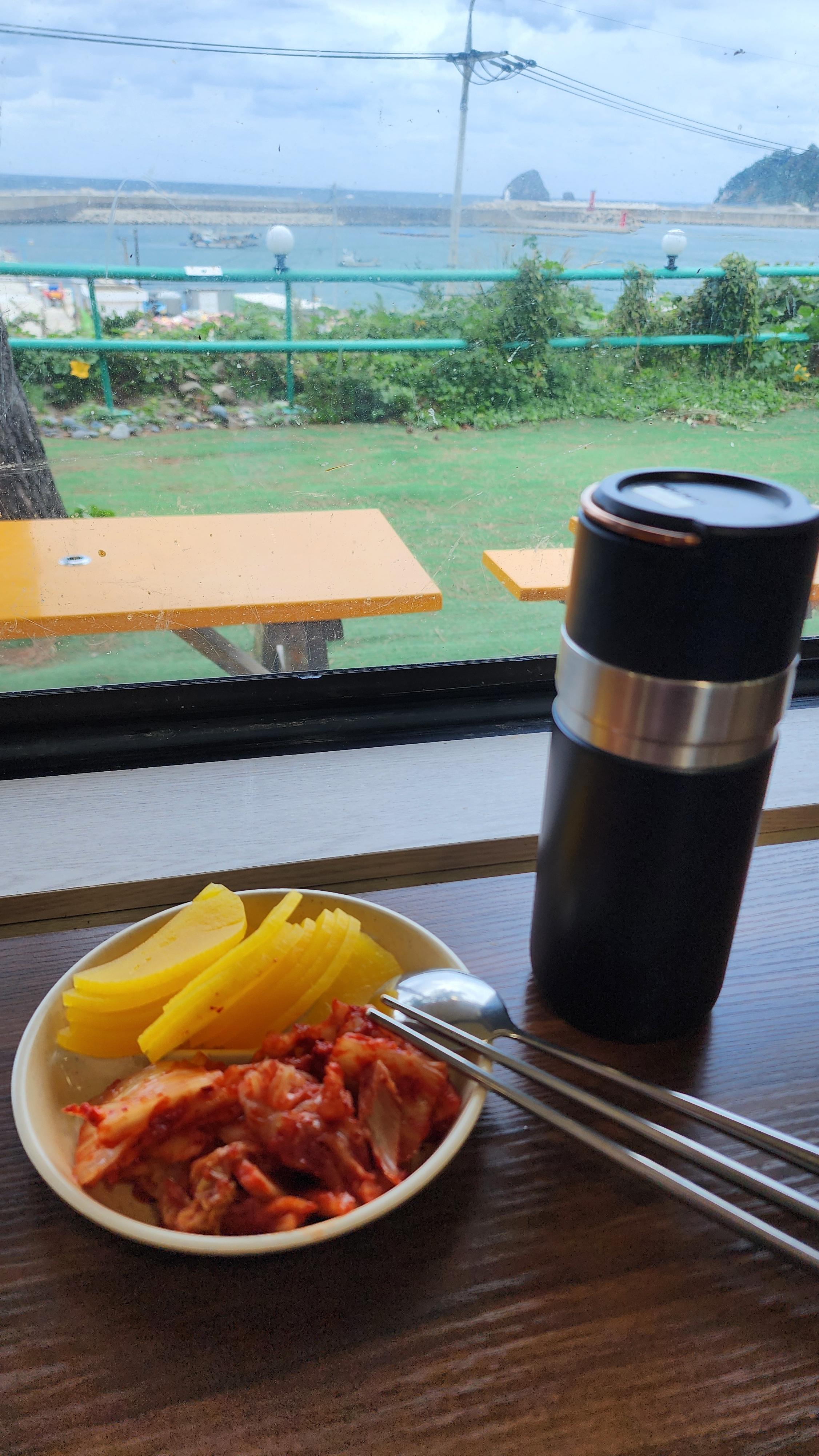 울릉도 맛집 추천! 현포 휴게소에서 즐기는 해산물 짬뽕과 탕수육