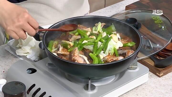 야채 넣어주기