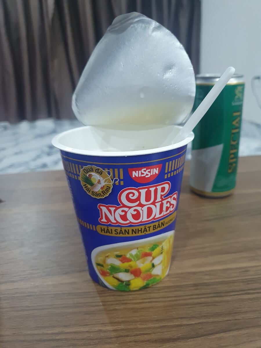 니씬-컵라면-해물맛