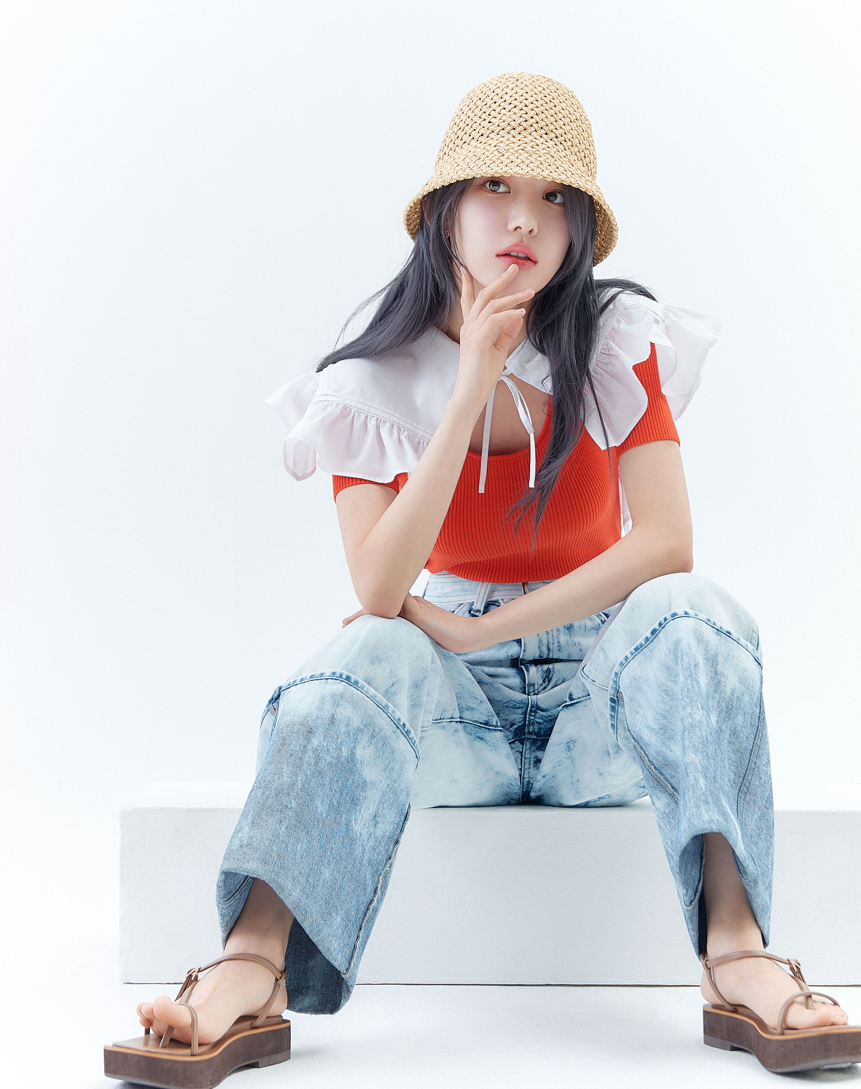  르세라핌 사쿠라 LILY BROWN 2022 봄 화보