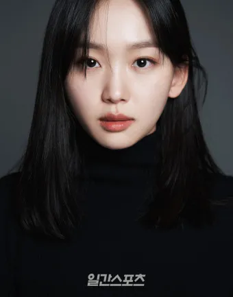 배우 진기주 프로필 나이 키 가족관계 데뷔와 언더커버 하이스쿨 오수아 역 설명_40