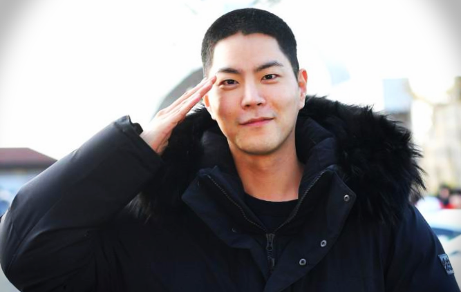  미복귀 전역한 홍종현 전역소감! 인스타 / 프로필 / 나이