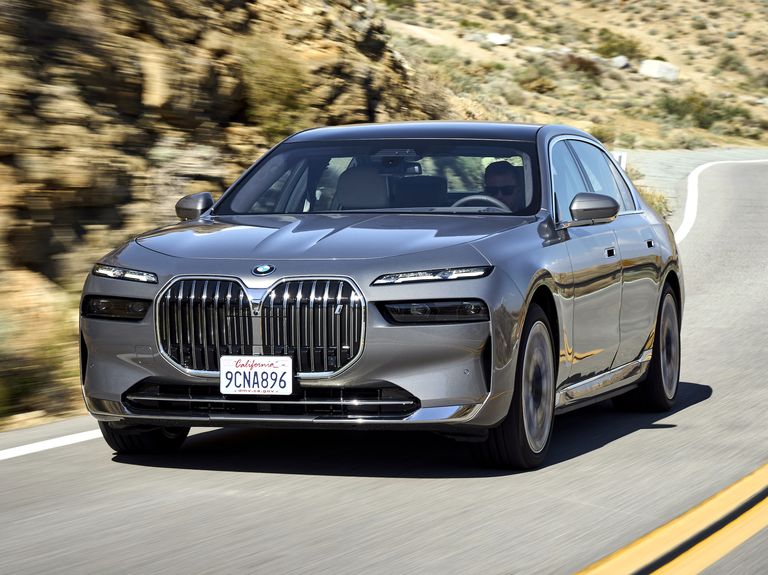 리콜정보 - BMW 740i&#44; i7 xDrive60 2차종 인터렉션 바 관련 리콜