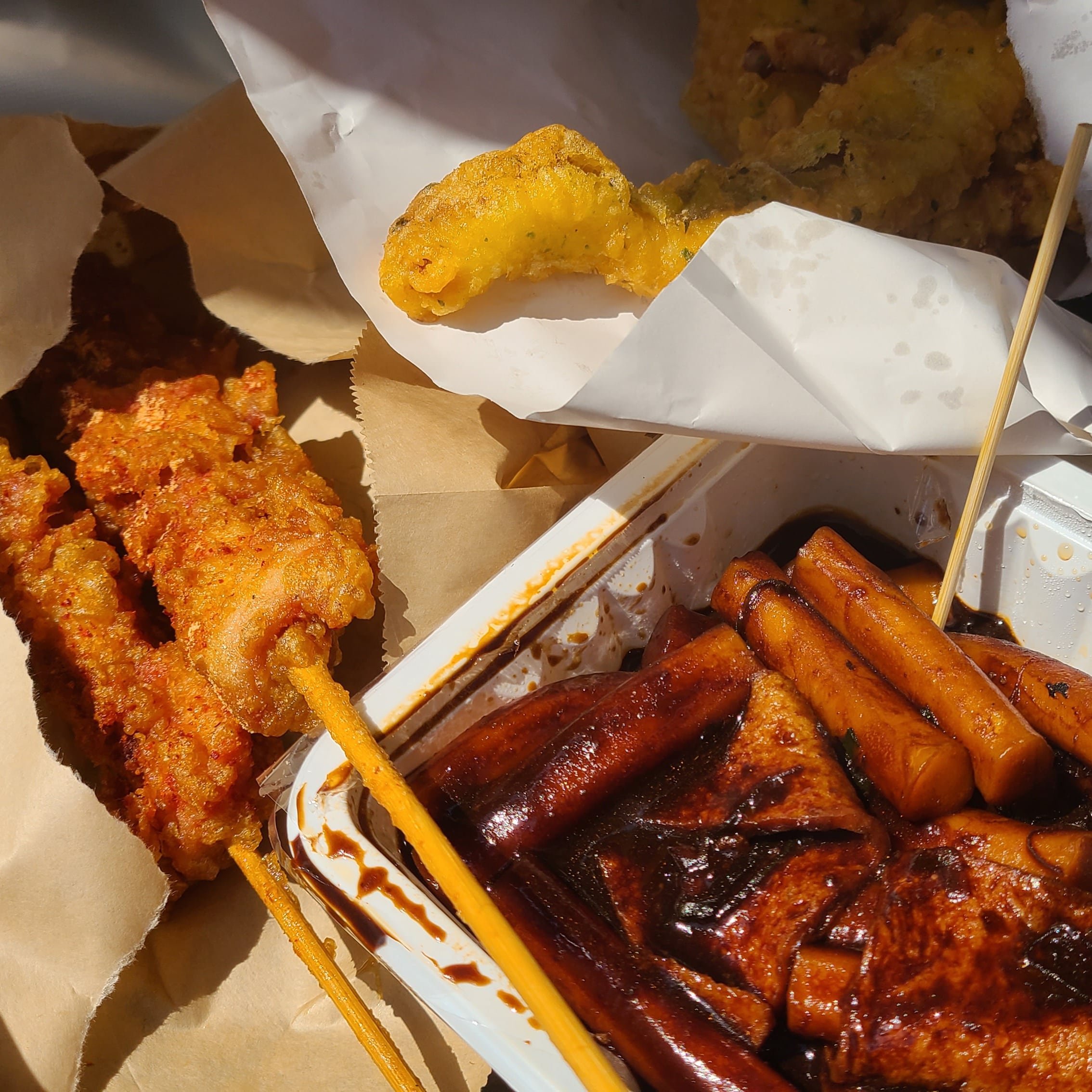  군포 떡맥집 어흥 떡볶이, 닭맥집 훈이네 닭꼬치 다녀오다 [군포골목식당 역전시장]