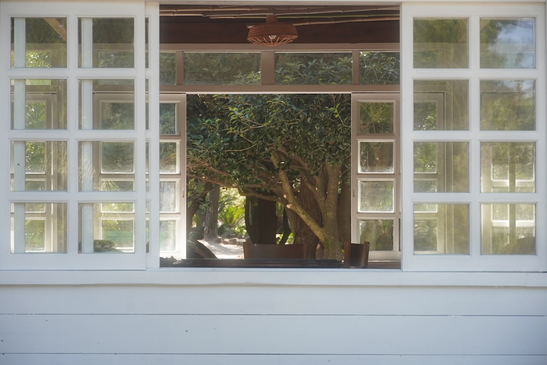 Sliding door.