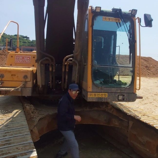  볼보 VOLVO EC290B 2007년식 3400만원 판매합니다