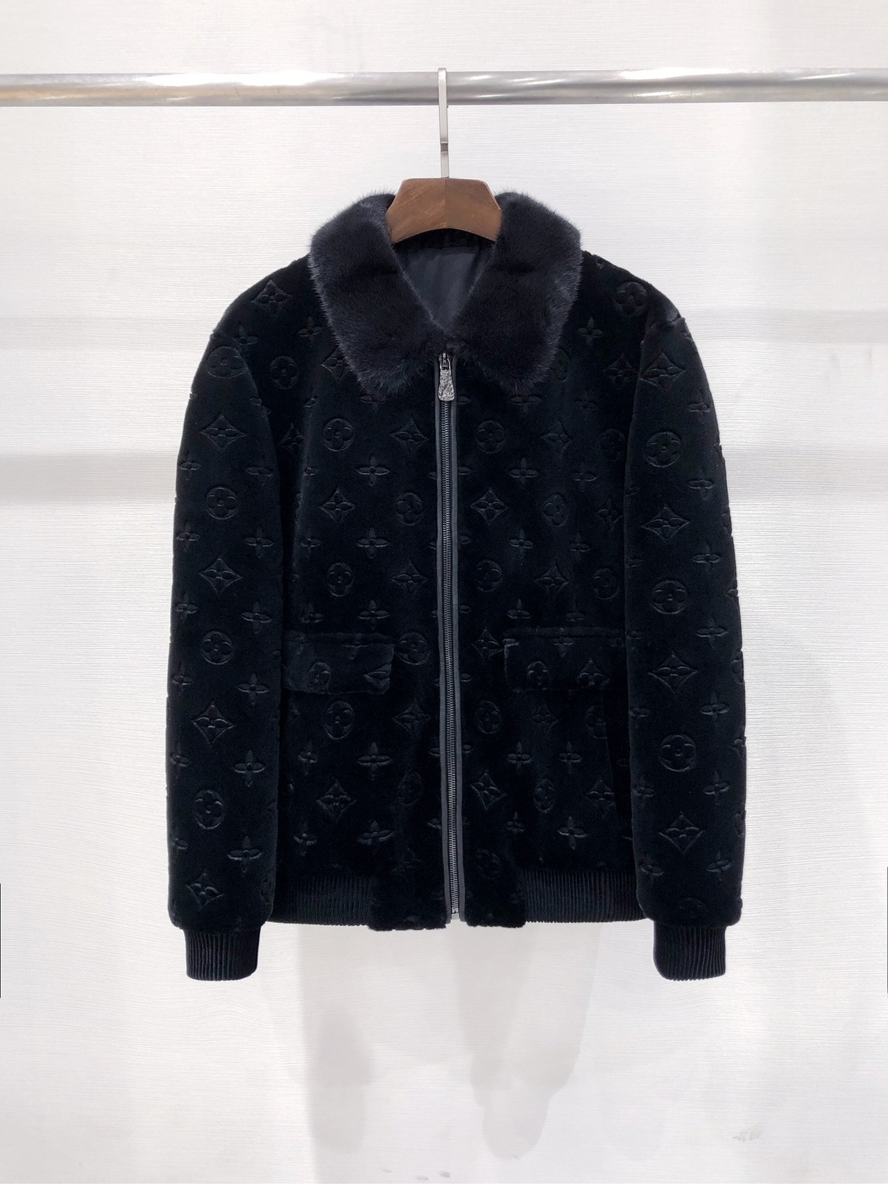  [LOUIS VUITTON] 루이비통 리미티드 빈티지 모노그램 밍크 집업 자켓