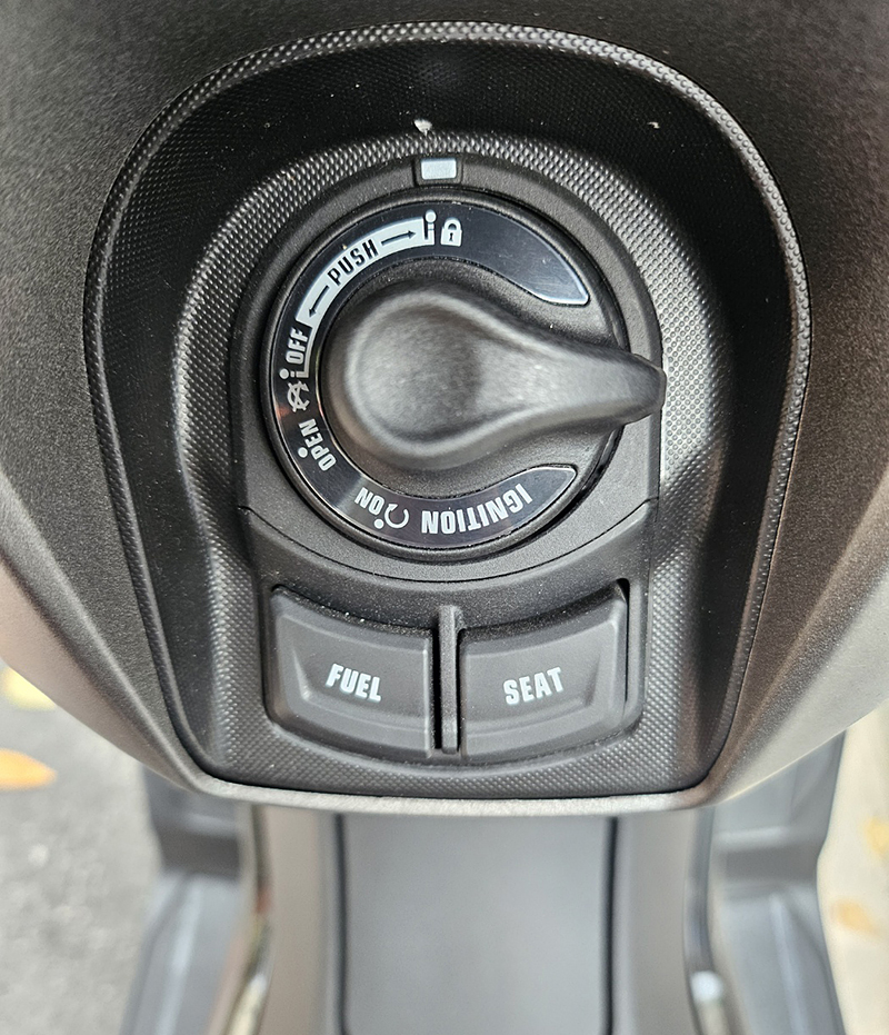 스쿠터 NMAX155